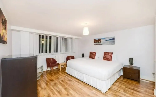 Canary Wharf Luxury Apartments
