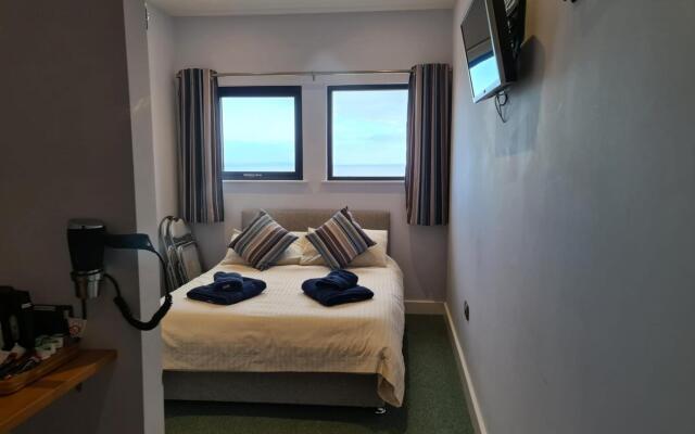 No 4 Ocean Cabins - Saundersfoot Harbour - Saundersfoot