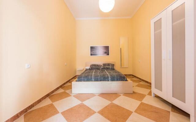 Grand Latina Apartment