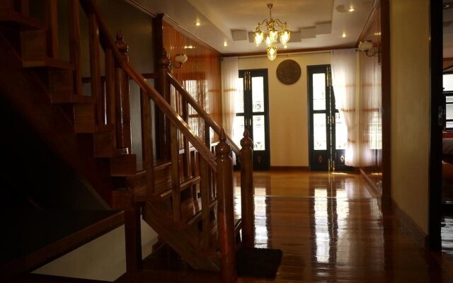 The Royal ThaTien Village