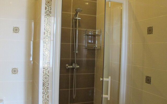 Na Bulvare Nadezhd 4/3 Apartments