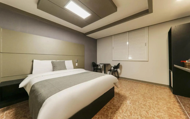 Major Hotel