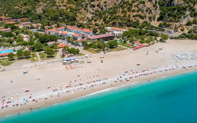 Belcekum Beach Hotel
