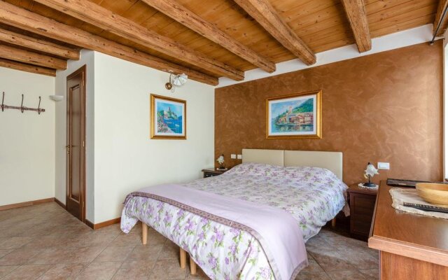 R  B Borgo Di Calmasino
