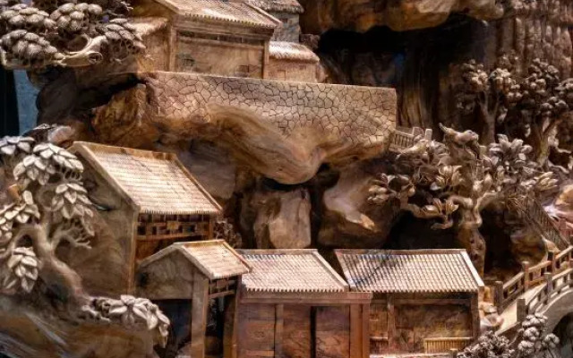 Chuxiong Dongbao Hotel