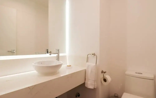 w Fabulous 2BR w Balcony in Miraflores
