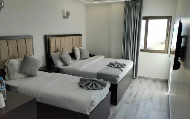 Holiday Season Hotel