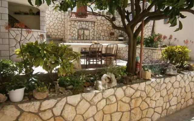 Apartments Huljic