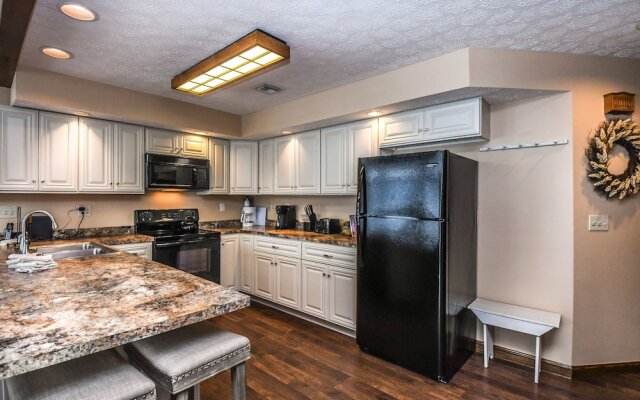 Glendale Shores 2 Bedroom Townhome #20