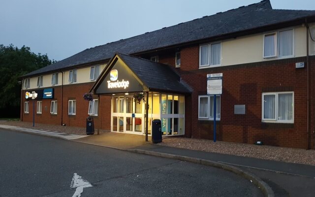 Travelodge Wakefield Woolley Edge M1 Northbound