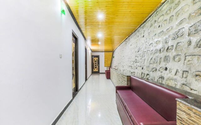 FabHotel 7 Heavens