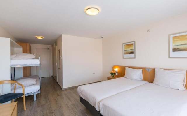 Strandhotel Bos en Duin