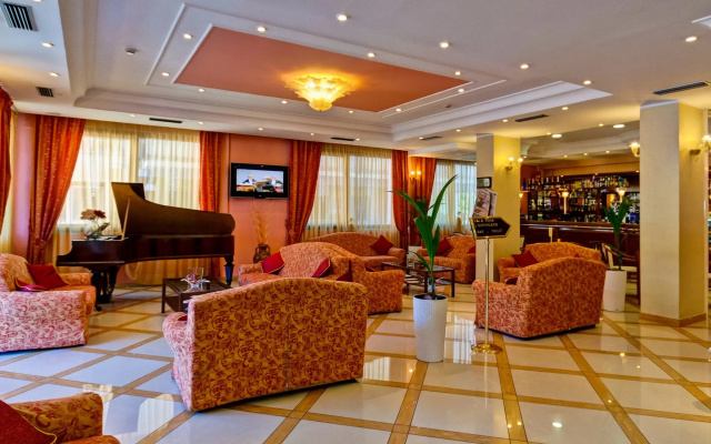 Best Western Hotel La Perla
