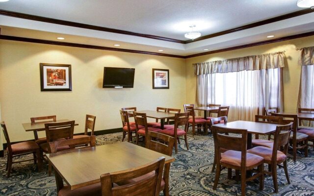 Comfort Inn & Suites