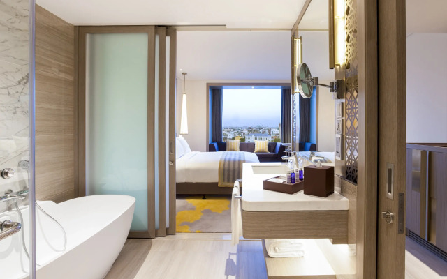 Crowne Plaza Vientiane by IHG