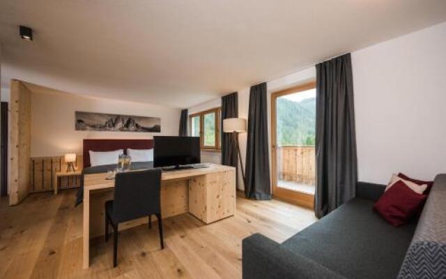 Hotels Dolomitenhof & Chalet Alte Post