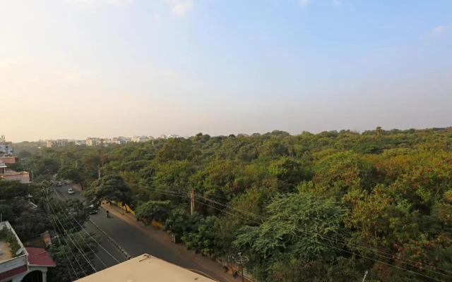 Hotel Saraswathi Residency