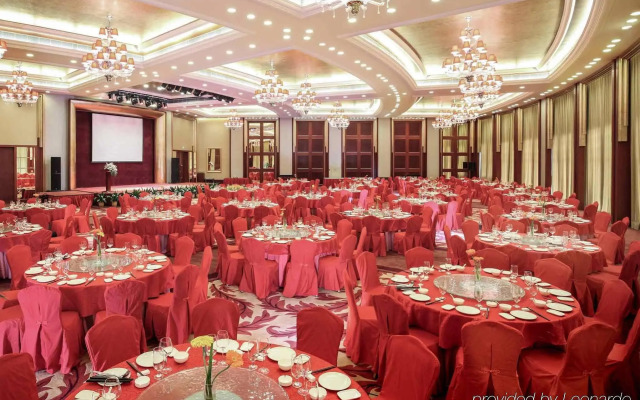 Dongguan Forum Hotel and Apartment