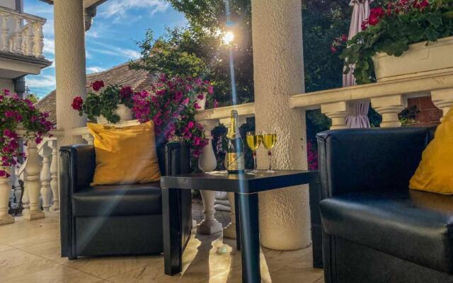 Apartments Vila White House