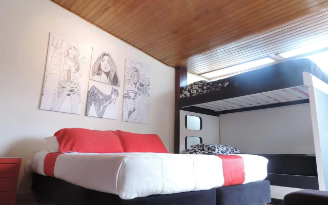 Violeta Park Hostel