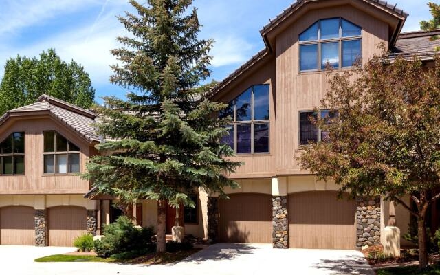 Ski in Ski Out Slopeside in Steamboat by RedAwning