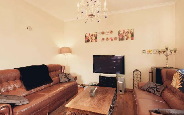 Spacious Villa in Neerpelt near Welvaart Marina