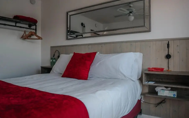 Auberge Lac du Pin Rouge