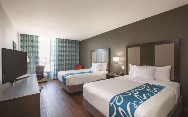 La Quinta Inn & Suites by Wyndham Tulsa Broken Arrow