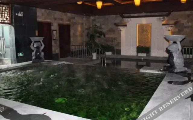 Tianmu Huihuang Hot Spring Holiday Hotel