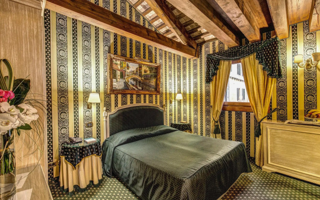 Relais Piazza San Marco