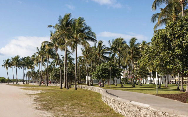 Waldorf Towers South Beach