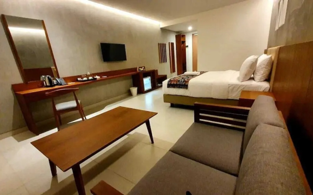 Kambaniru Beach Hotel and Resort