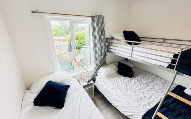 Pengam House