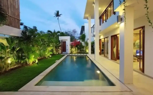 Moonlight Bali