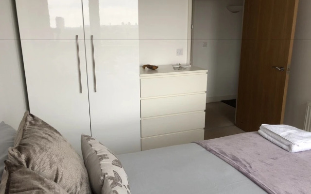 Sky Modern Apartment