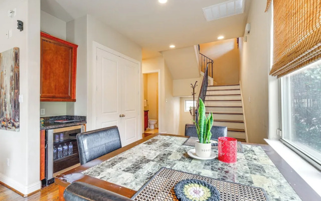 Dtwn Houston Home Near Stadiums: WFH Friendly!