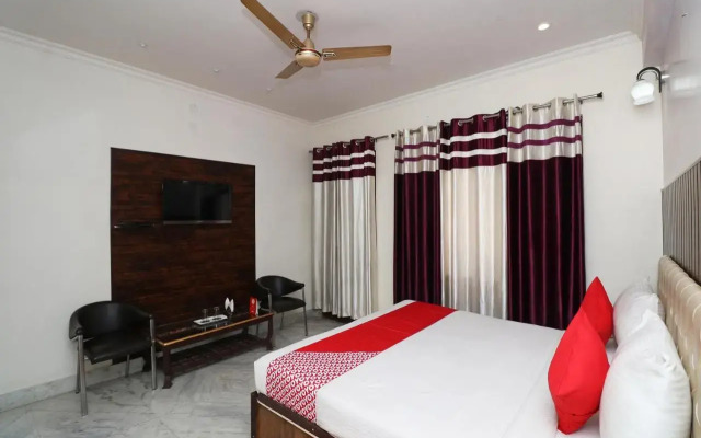 Collection O 28453 Galaxy Hotel