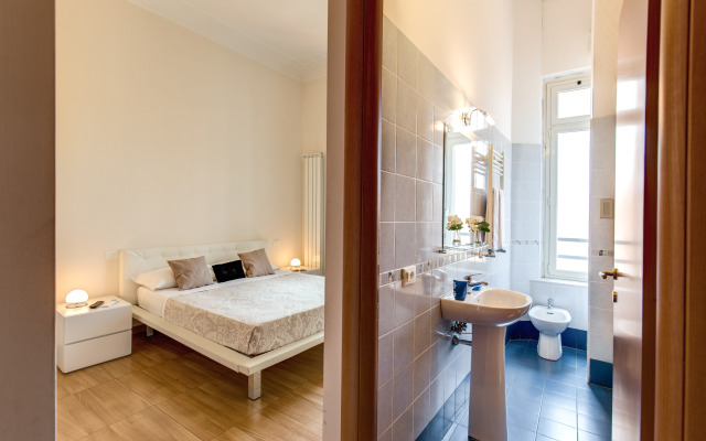 Bon Ton by DOT Suites
