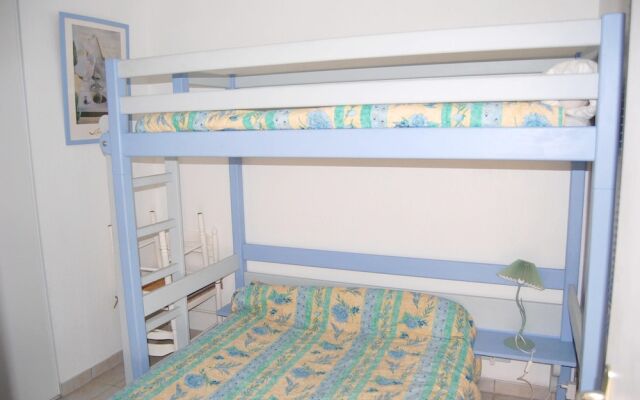Apartment With 2 Bedrooms in Valras-plage, With Pool Access, Furnished