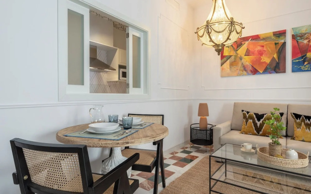 Exclusive Apartment in Seville Center. Francos Viii