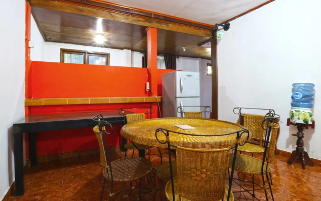 Villa Aquarius Orange