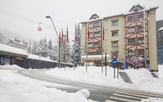 Font Andorra Hostel by Nexta