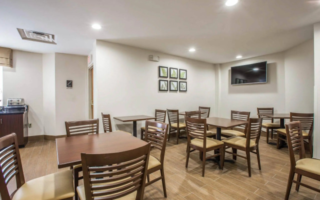 Sleep Inn Greensboro Airport