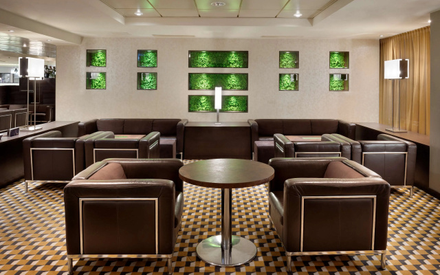 Radisson Blu  Olumpia