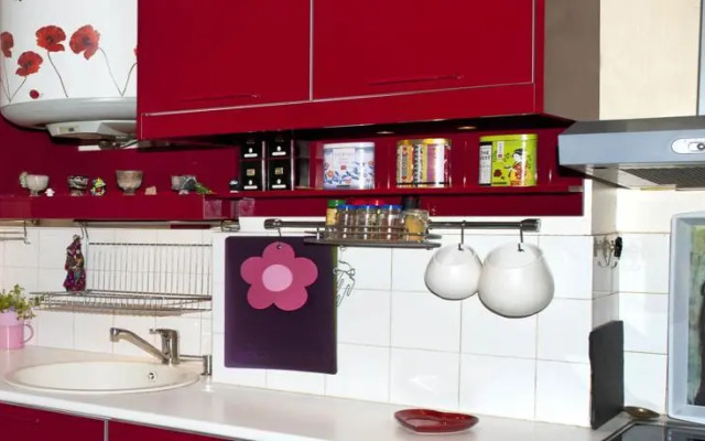 Cozy Montmartre Studio