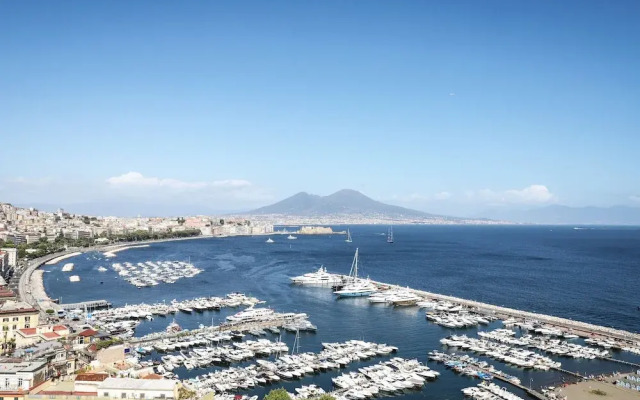Una terrazza sul Golfo di Napoli