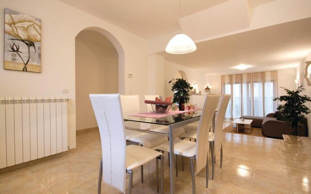 Amazing Home in Pula With Wifi and 2 Bedrooms