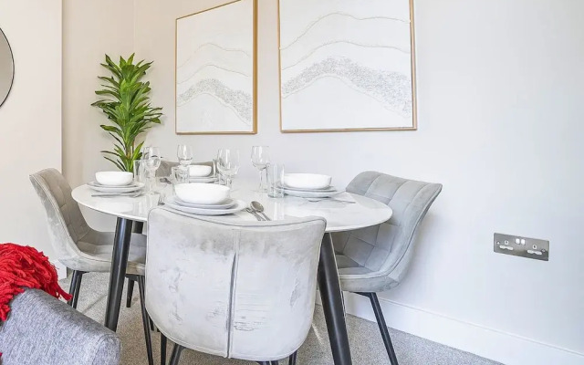 Everest Lodge Serviced Apartment