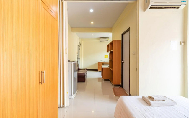 The Palm Hotel