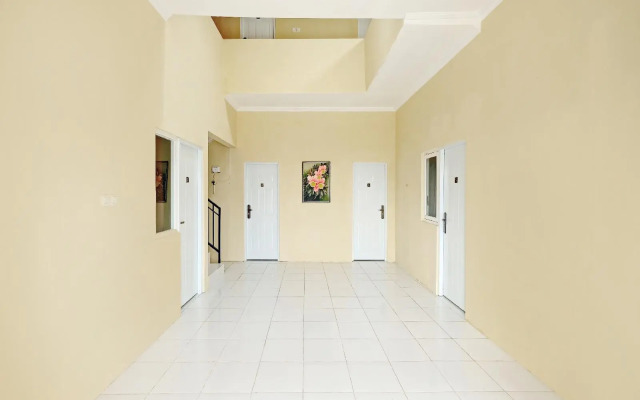 OYO 90424 Kangen House